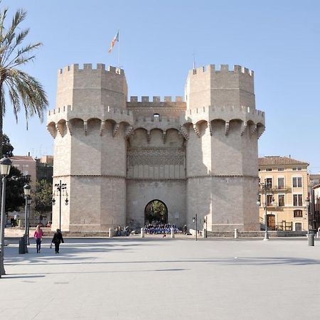 Travel Habitat Ave Sorolla Suites Valencia Exteriör bild