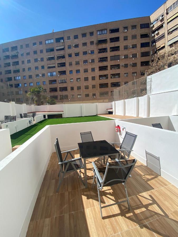 Travel Habitat Ave Sorolla Suites Valencia Exteriör bild
