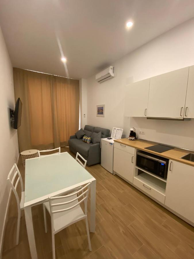 Travel Habitat Ave Sorolla Suites Valencia Exteriör bild