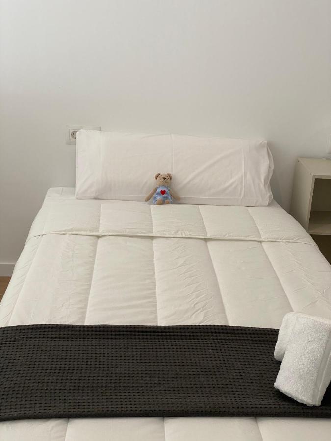 Travel Habitat Ave Sorolla Suites Valencia Exteriör bild